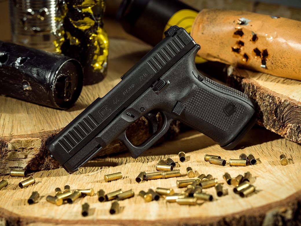 Glock 44. Глок 53. Глок Вояж. Глок литье.